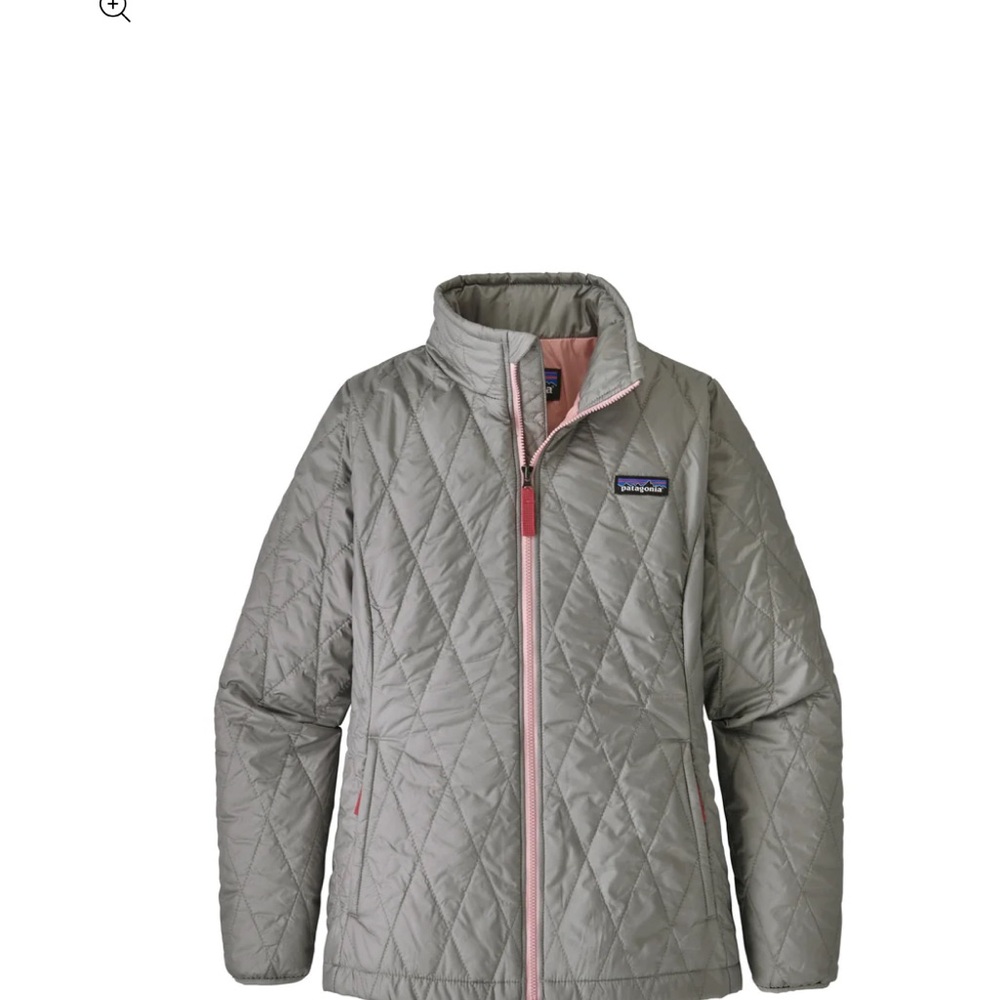 Patagonia Light Gray Quilted Jacket with Pink Zipper